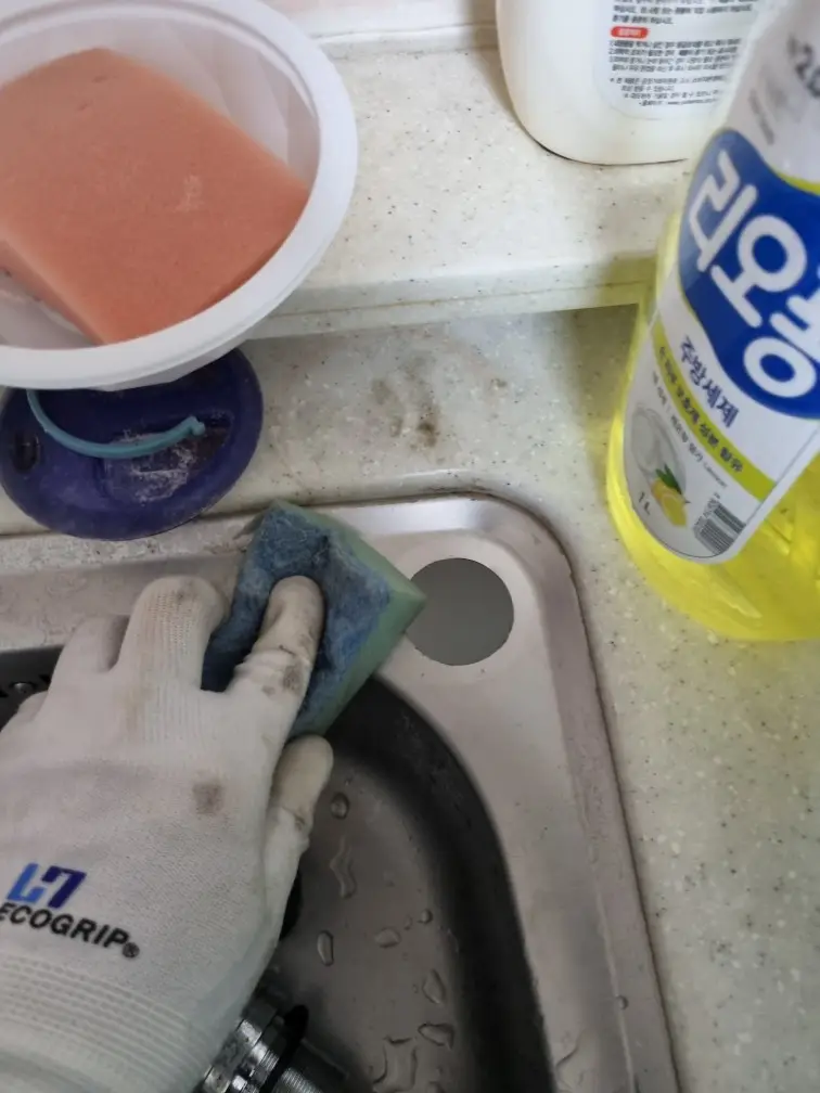 싱크대 수전 교환 13